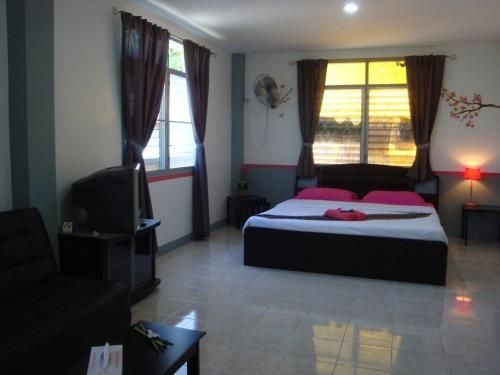 Similan Hotel1