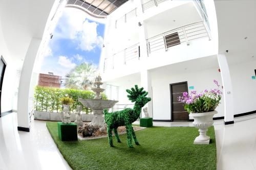เหรียญชัย เพลส (Rhienchai Place Hotel)1