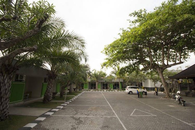 Hardys Hotel Wirapada0