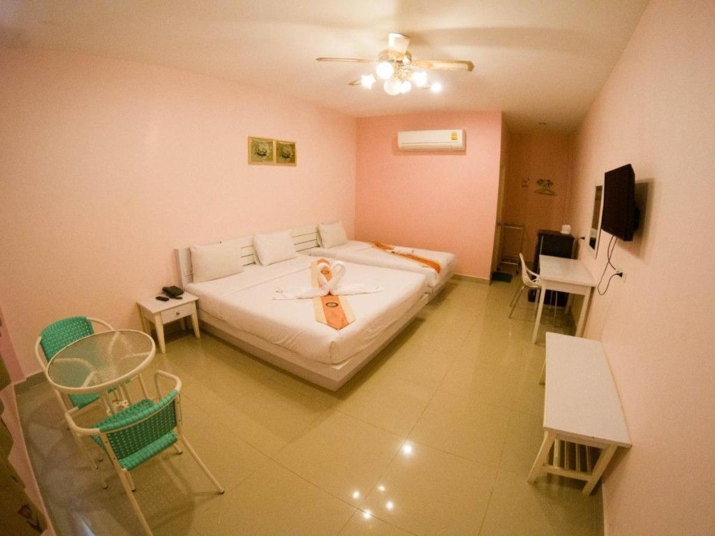 ฮอลแลนด์ รีสอร์ต ภูเก็ต (Holland Resort Phuket)4