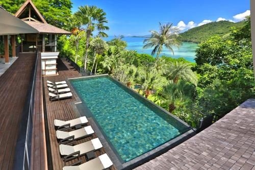 วิลล่า โซลีมาร์ (Villa Solymar)0