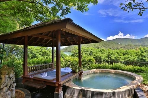 วิลล่า โซลีมาร์ (Villa Solymar)4