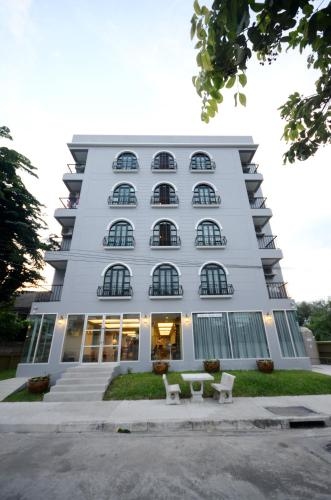 รีสอร์เทล ลาดพร้าว 91 (Resortel Lat Phrao 91)0