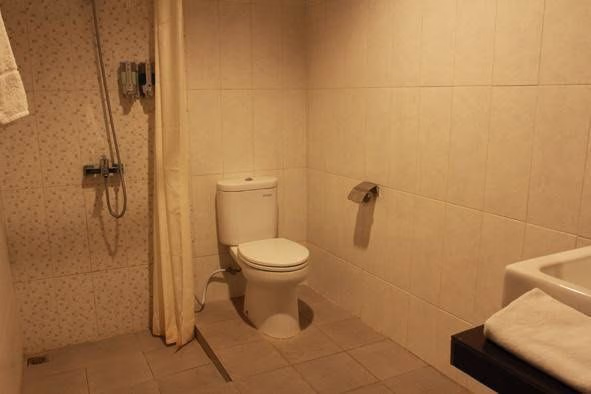 Smile Hotel Cirebon0