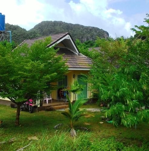 บานบุรี เฮาส์ (Banburee House)2