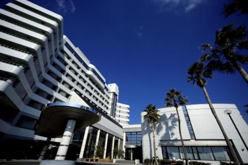 โรงแรมซีพาเลซ รีสอร์ต (Hotel Seapalace Resort)0