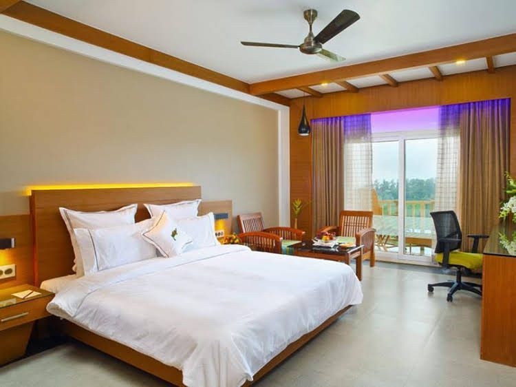 Chandys Windy Woods Resort0