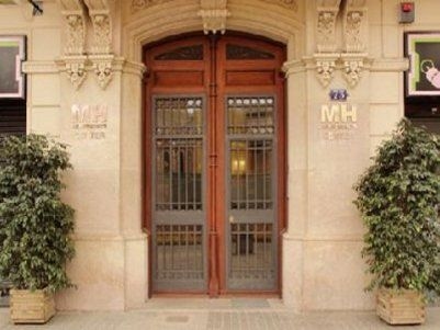 MH Apartments Center1