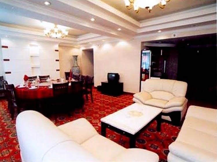 Kunming Begonia Hotel0
