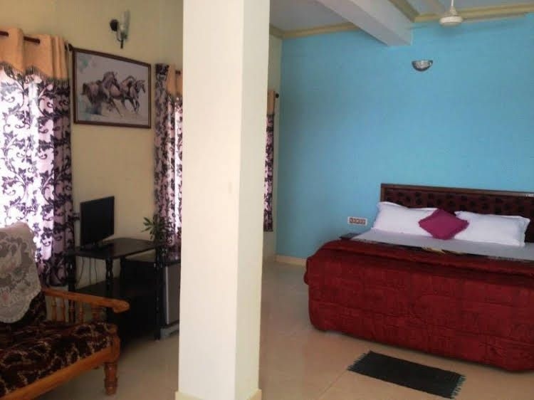 Adams Beach Resort0