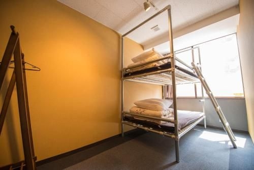 Anne Hostel Yokozuna4