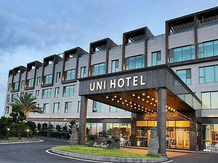 Uni Hotel0