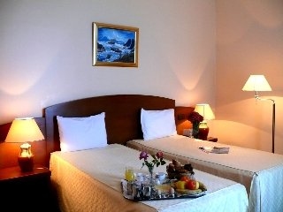 Golden Tulip Sabri3