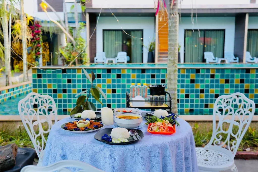 ริมนที รีสอร์ท ตรัง (Rimnatee Resort Trang)2