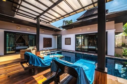 ฉลอง พูล วิลล่า (Chalong Pool Villa)0