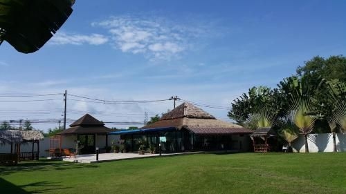 ฉลอง พูล วิลล่า (Chalong Pool Villa)3