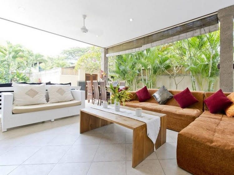 Ivory Villa0