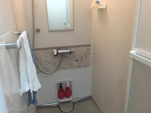 B&B 4 Rooms (B and B 4 Rooms)3