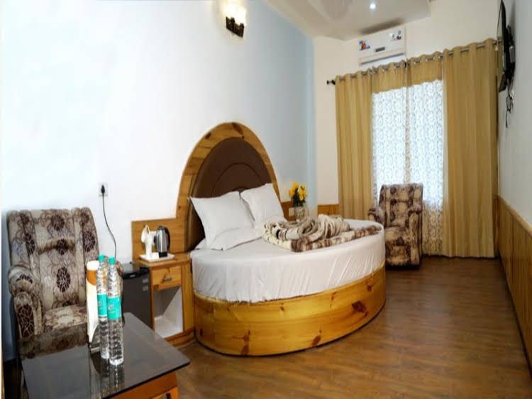 Manali Valley Resorts3