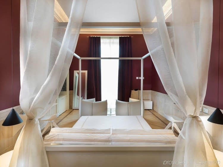 Townhouse Duomo0
