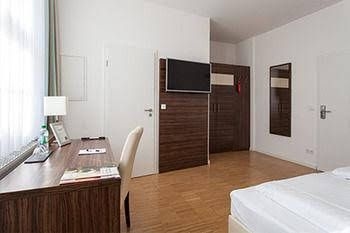 Hotel Halber Mond0