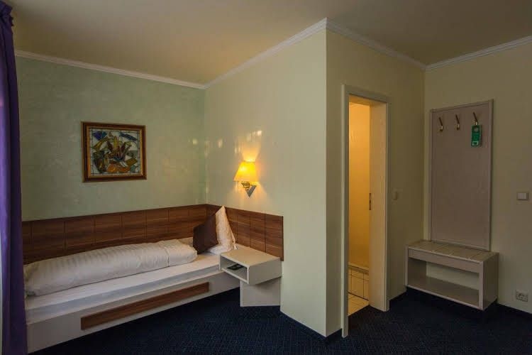 Ambiente Hotel & Restaurant0