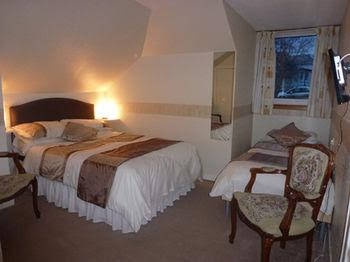 Don Muir Guest House0