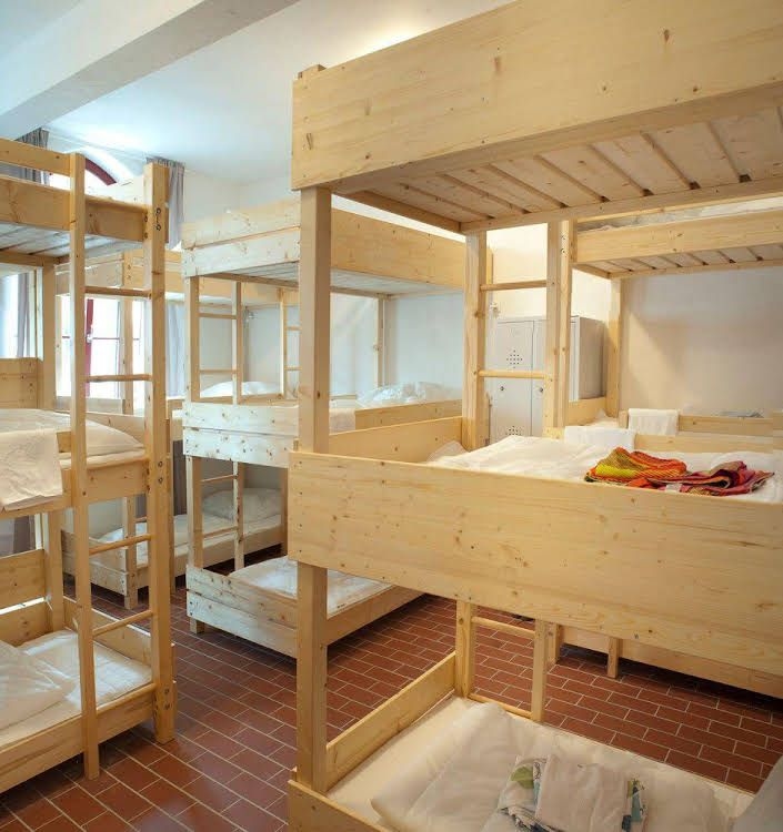 Subraum Hostel0