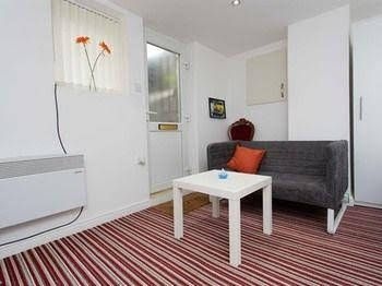 Basement Apartments0