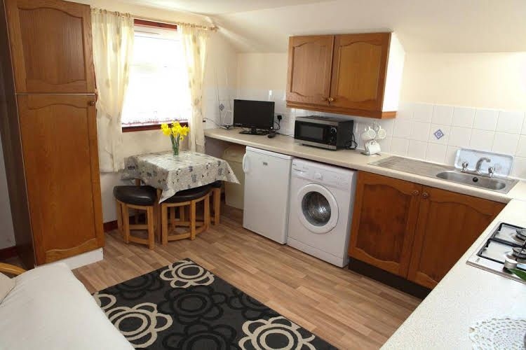 Stromness Apartments0