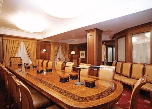 Nobil Luxury Boutique4