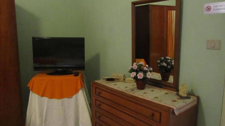 Olbiarooms0