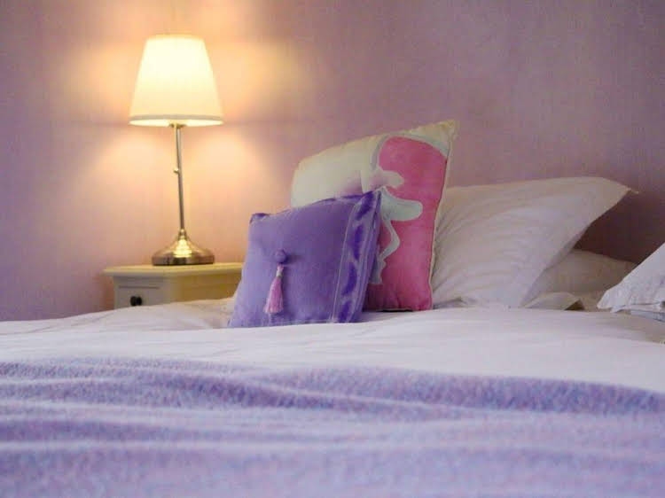 Stone House Bed and Breakfast0