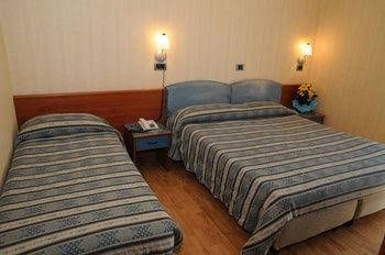Hotel Victoria0
