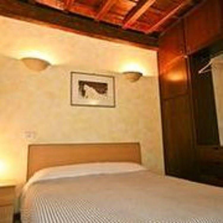 Luce Apartment0