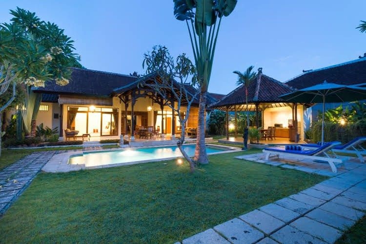 Bali Royal Heritage Villas0