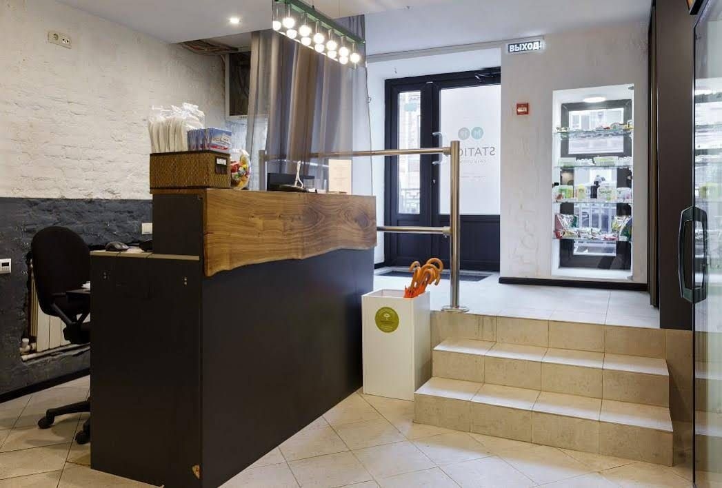 Station Hotel M190