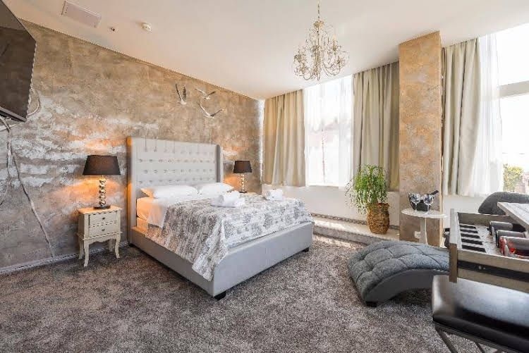 PRIMA LUCE Luxury Rooms0
