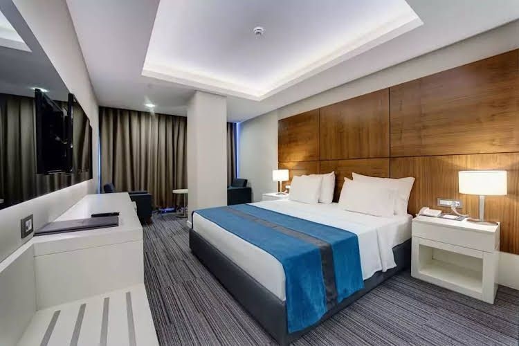 The Monard Hotel2
