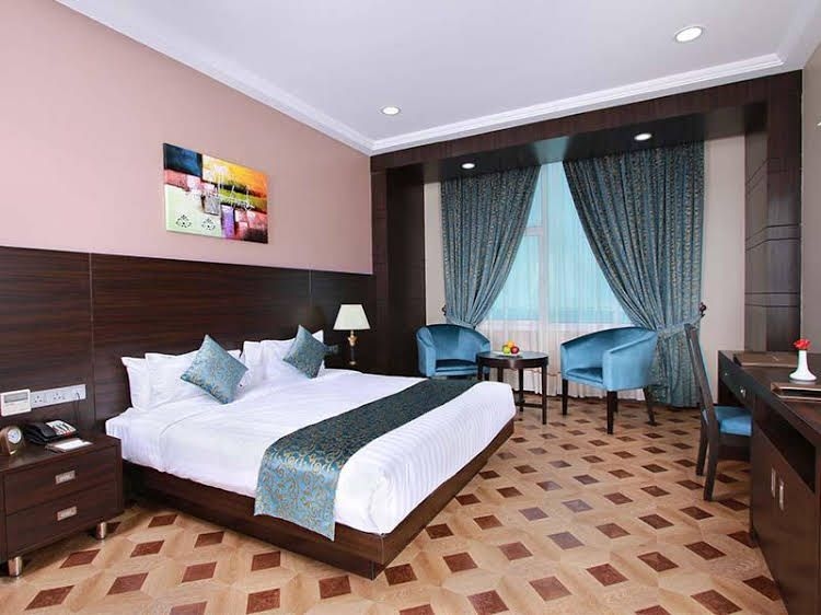 Park Regis Lotus Hotel1