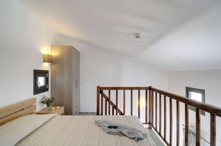 MYRTOS MARE SUITES0