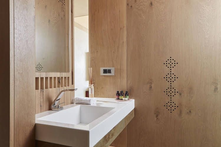 DOMUS RENIER0