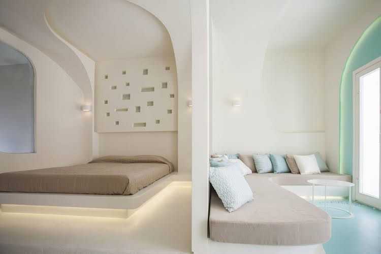 Andronikos Santorini0