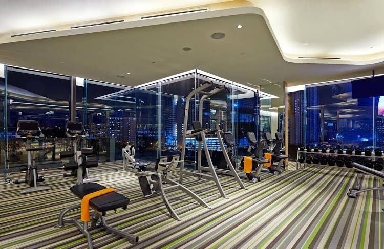 V E Hotel & Residence0