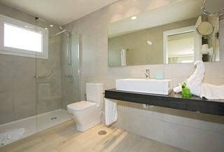Aqua Suites0