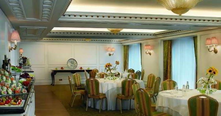RitzCarlton Powerscourt0