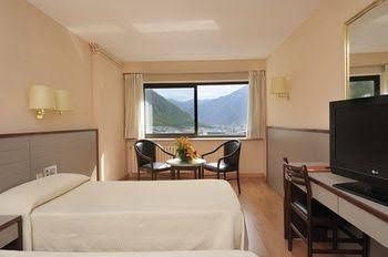 Kyriad Andorre0