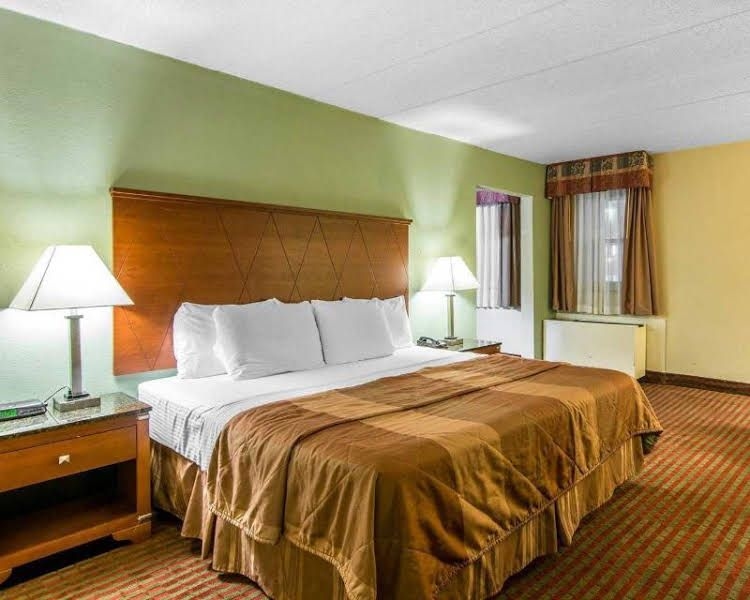 Mainstay Suites Williamsburg0