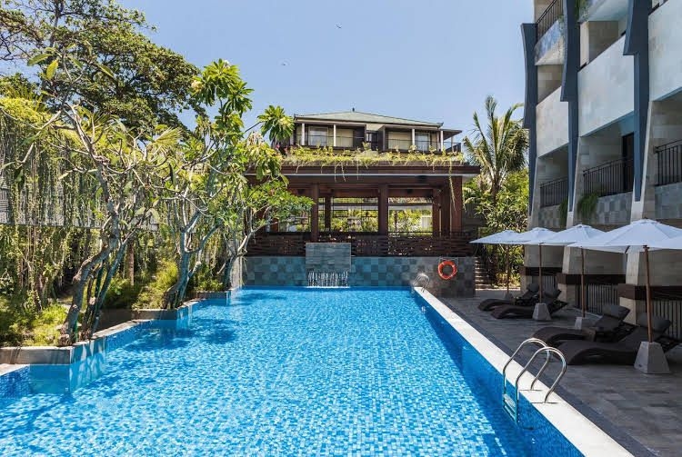 โซเลีย เลเกียน (Solia Legian)0