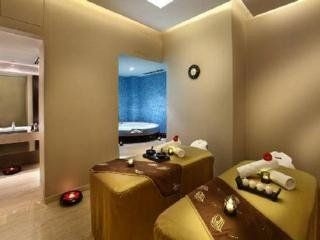 Crowne Plaza Rohini4